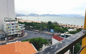 Vanda Hotel  3*